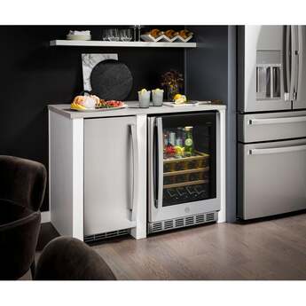 GE UNC15NPRII 15 Inch Built-In Ice Maker — thumbnail 32